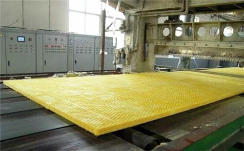 玻璃棉制品生产车间